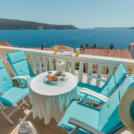 Apartments Porobic Херцег Нови Екстериор снимка