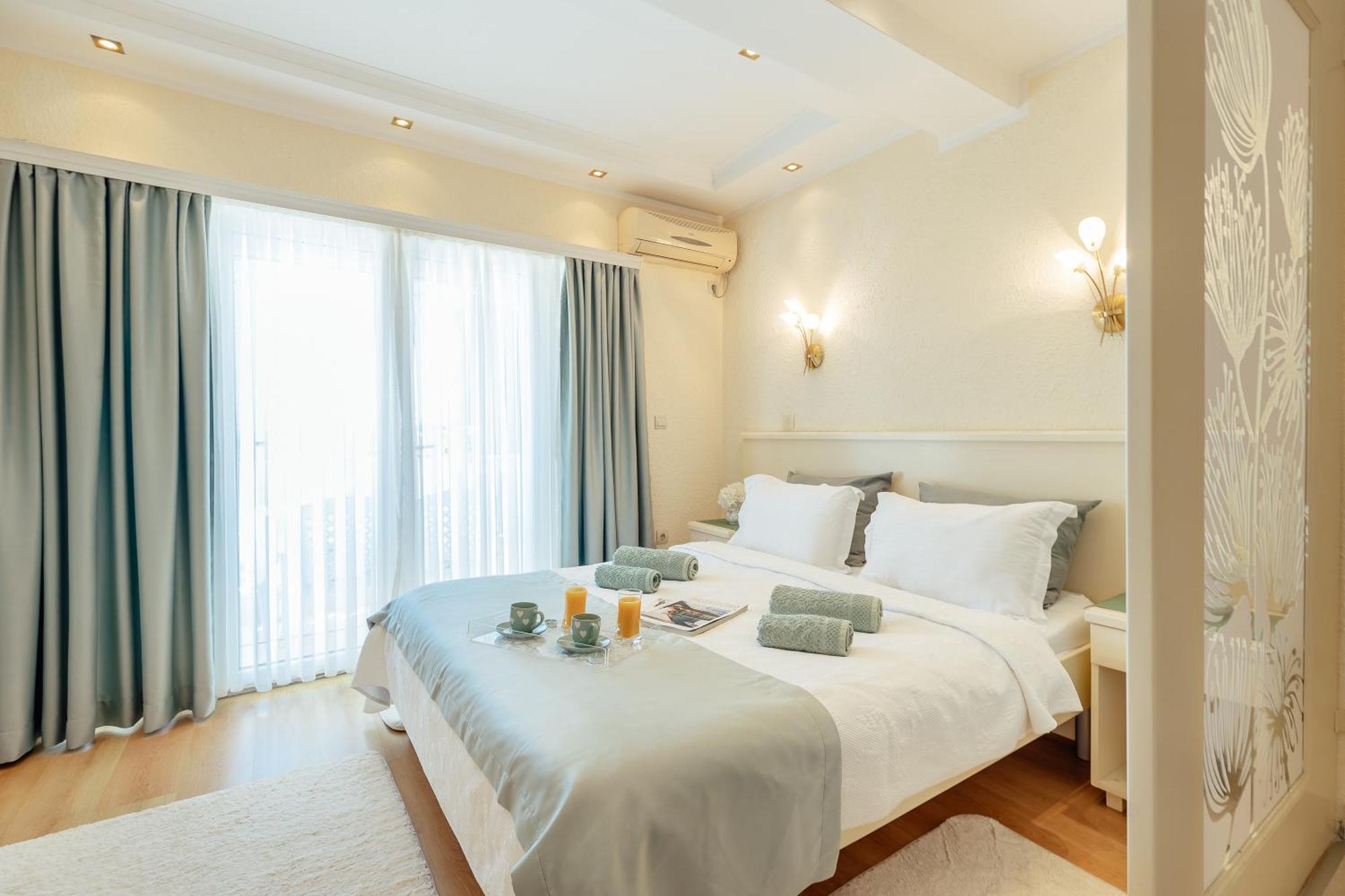 Apartments Porobic Херцег Нови Екстериор снимка