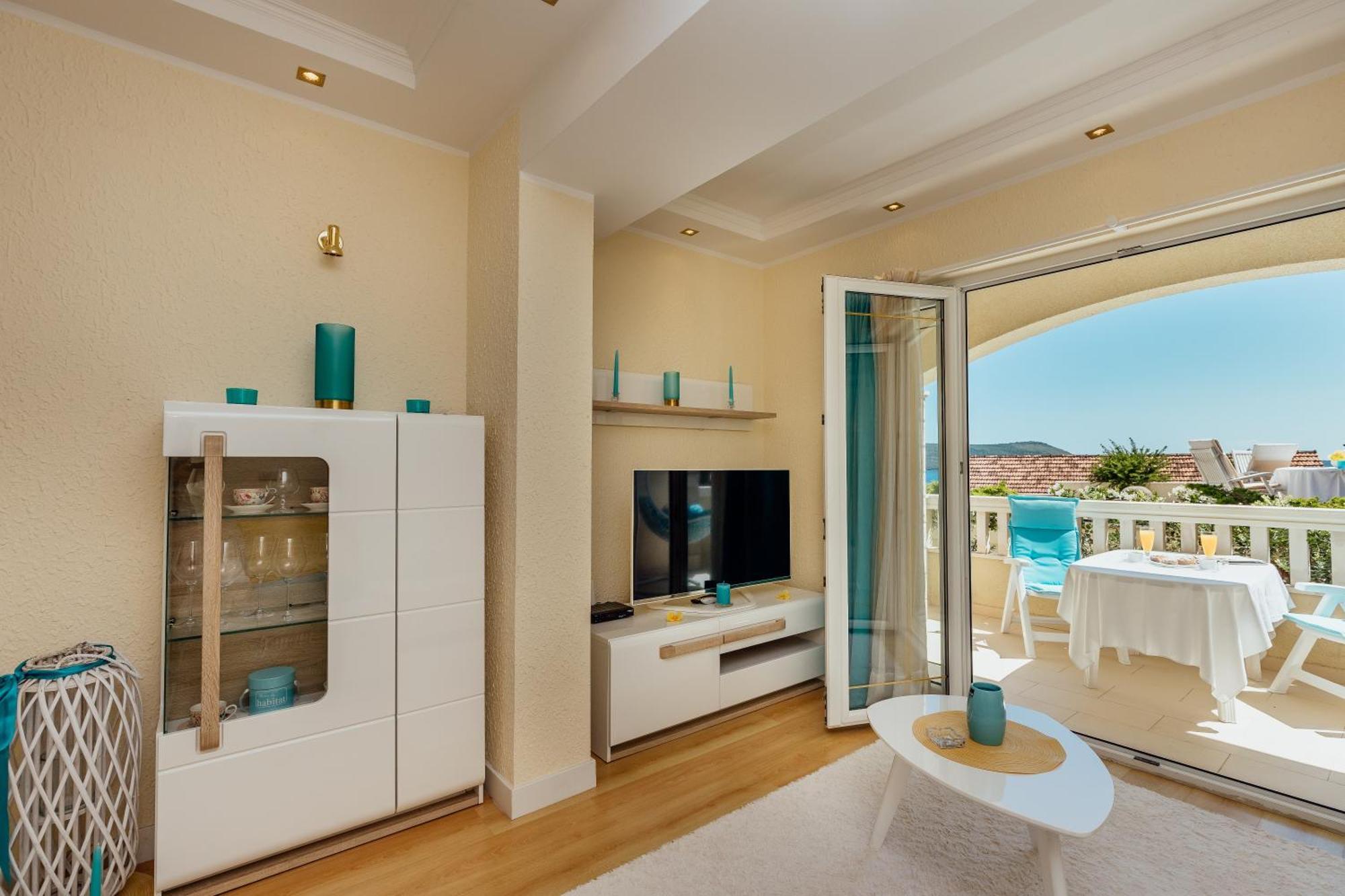 Apartments Porobic Херцег Нови Екстериор снимка