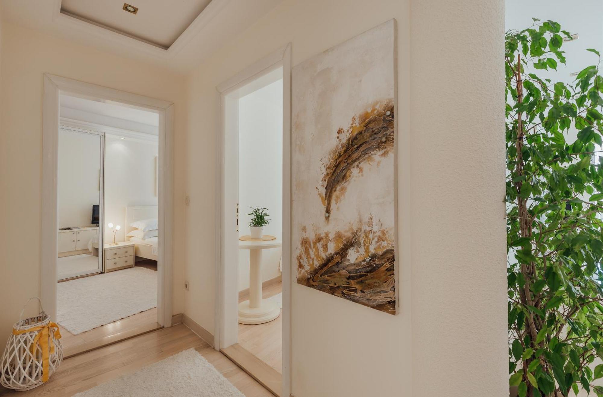Apartments Porobic Херцег Нови Екстериор снимка